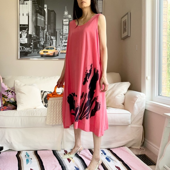 Coral A-line dress with black abstract print - Picture 3 of 10